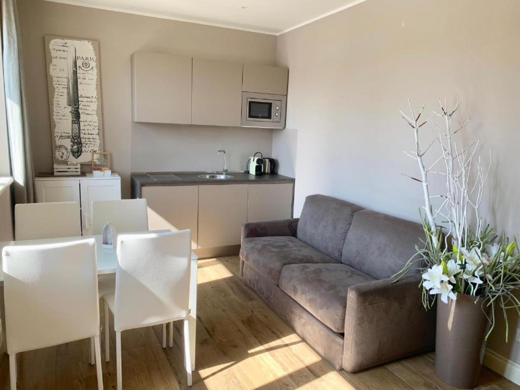 Dimora San Carlo Apartment Roddi Стая снимка